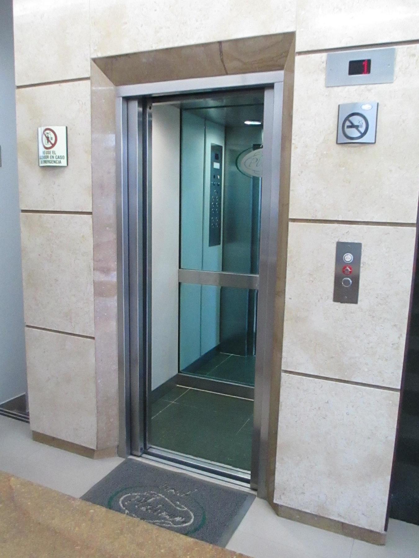 Hotel Platinum Suite Богота Екстериор снимка